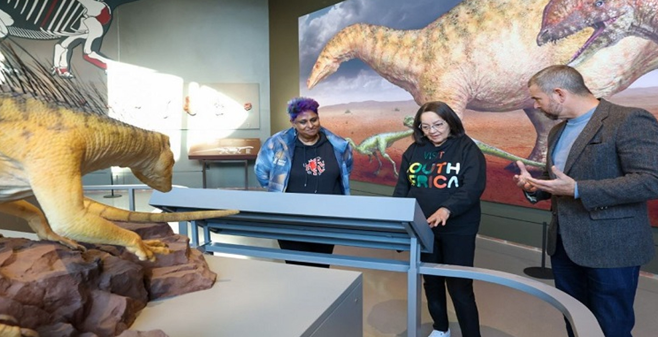 Kgodumodumo Dinosaur Centre handed to SANParks